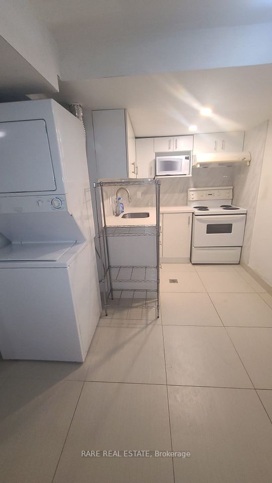 Detached at 42 Fordcombe Crescent Basement, Markham, ON L3R 3E8
