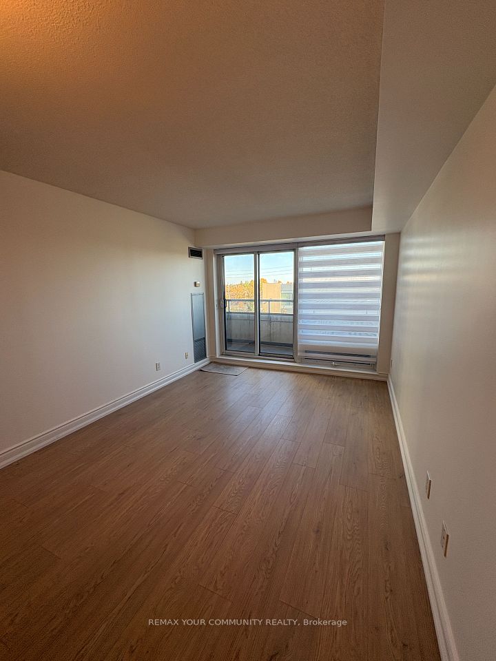 7 North Park Road 310, Vaughan, ON L4J 0C9 8