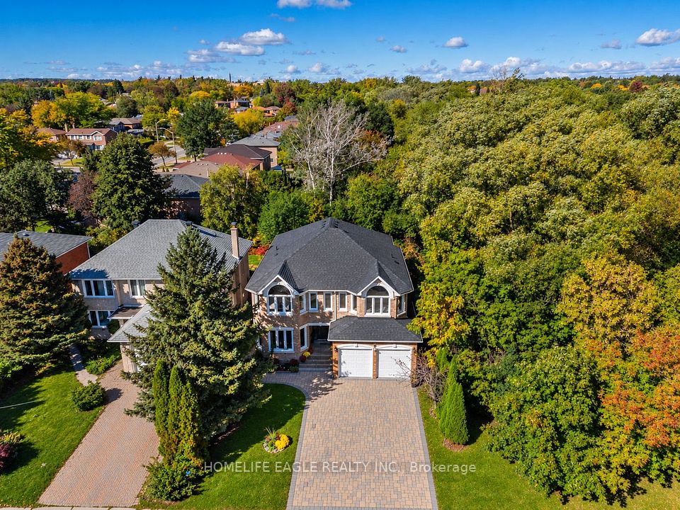 Detached at 118 May Avenue, Richmond Hill, ON L4C 3S6