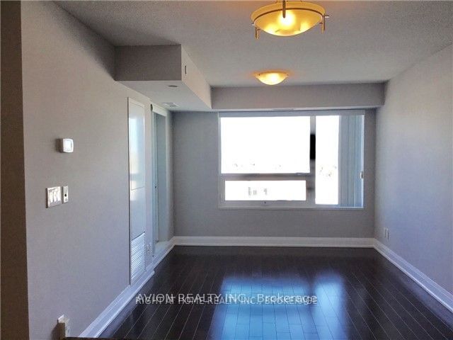 8200 Birchmount Road 1505, Markham, ON L3R 9W1 2