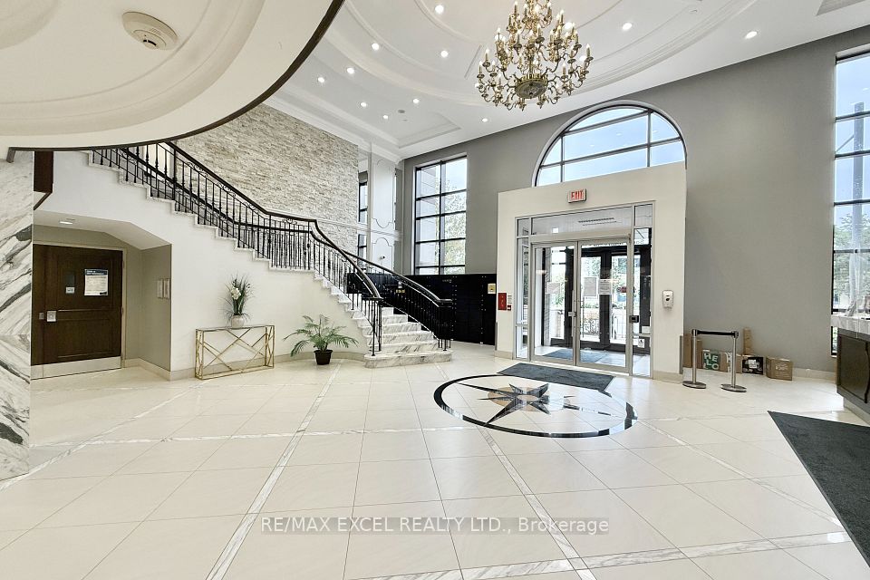 89 South Town Centre Boulevard 1609, Markham, ON L6G 0E8 6