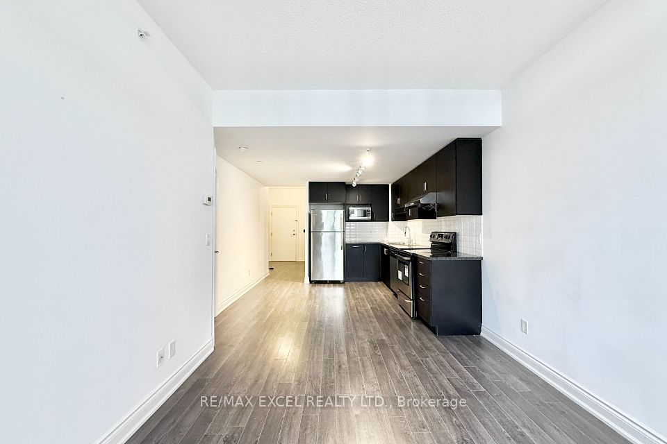 89 South Town Centre Boulevard 1609, Markham, ON L6G 0E8 9