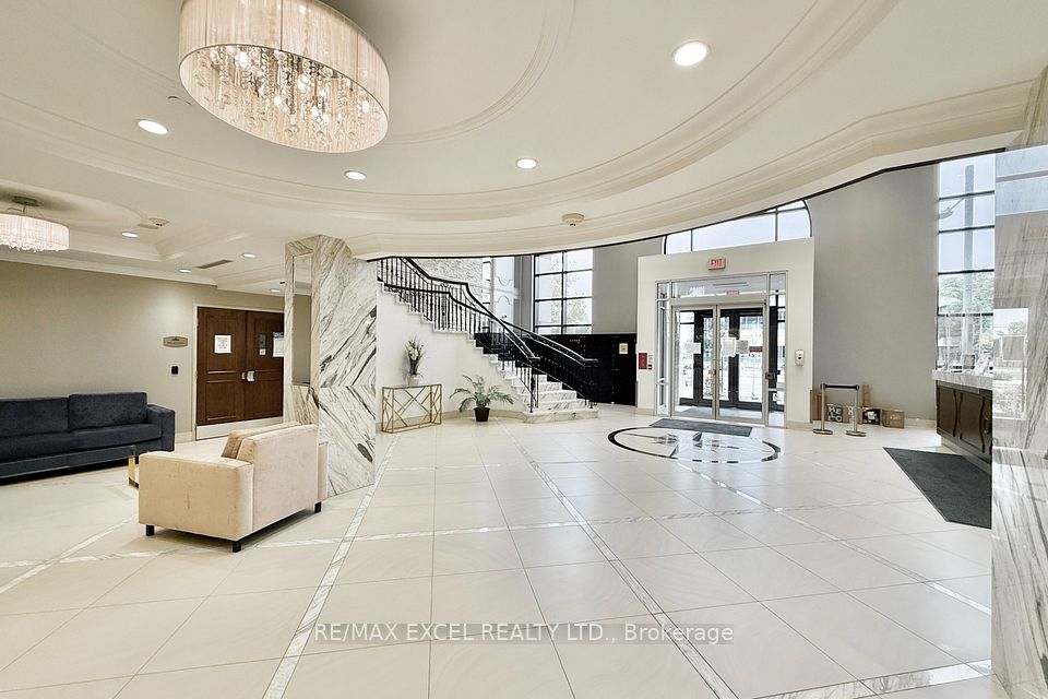 89 South Town Centre Boulevard 1609, Markham, ON L6G 0E8 7