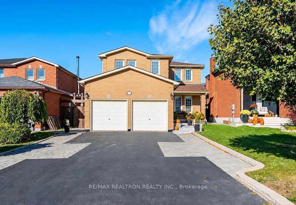 Detached at 12 Fifefield Drive, Vaughan, ON L6A 1J4