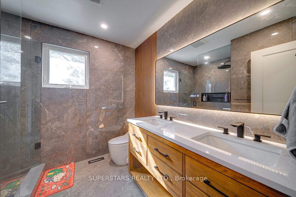 29 Barlow Road, Markham, ON L3R 8A4 22