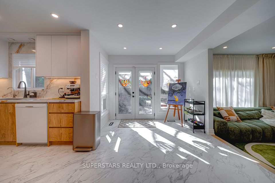 29 Barlow Road, Markham, ON L3R 8A4 8