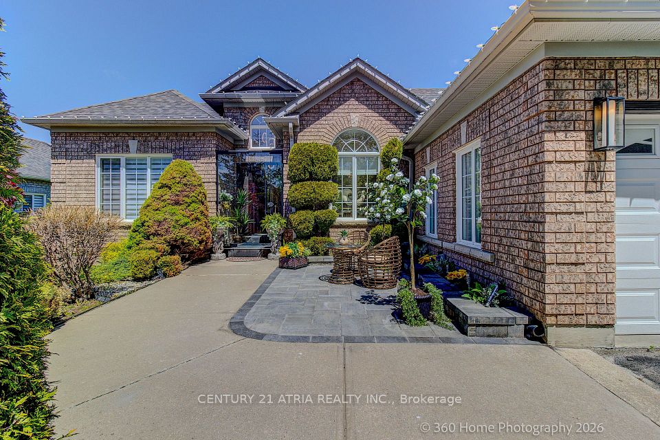 176 Laurentian Boulevard, Vaughan, ON L6A 2V6 25