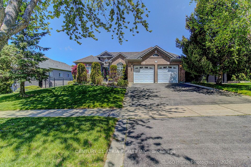 176 Laurentian Boulevard, Vaughan, ON L6A 2V6 24