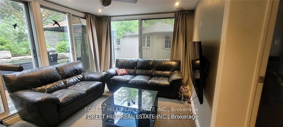 9 Vistaview Boulevard, Vaughan, ON L4J 2A5 18