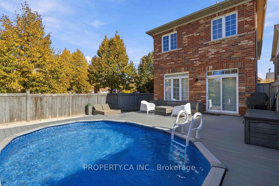 52 Woodville Drive, Vaughan, ON L6A 4A9 22