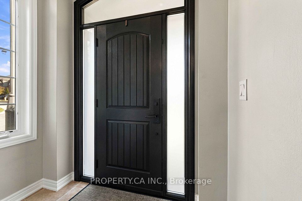 52 Woodville Drive, Vaughan, ON L6A 4A9 3