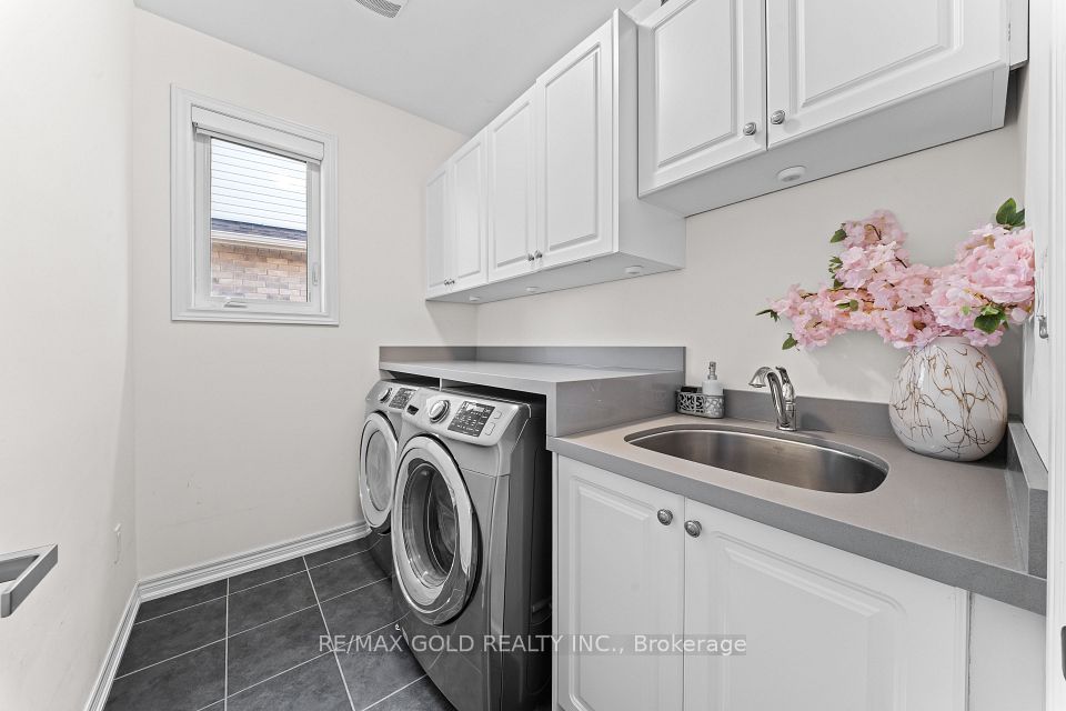238 Mactier Drive, Vaughan, ON L4H 4L7 15
