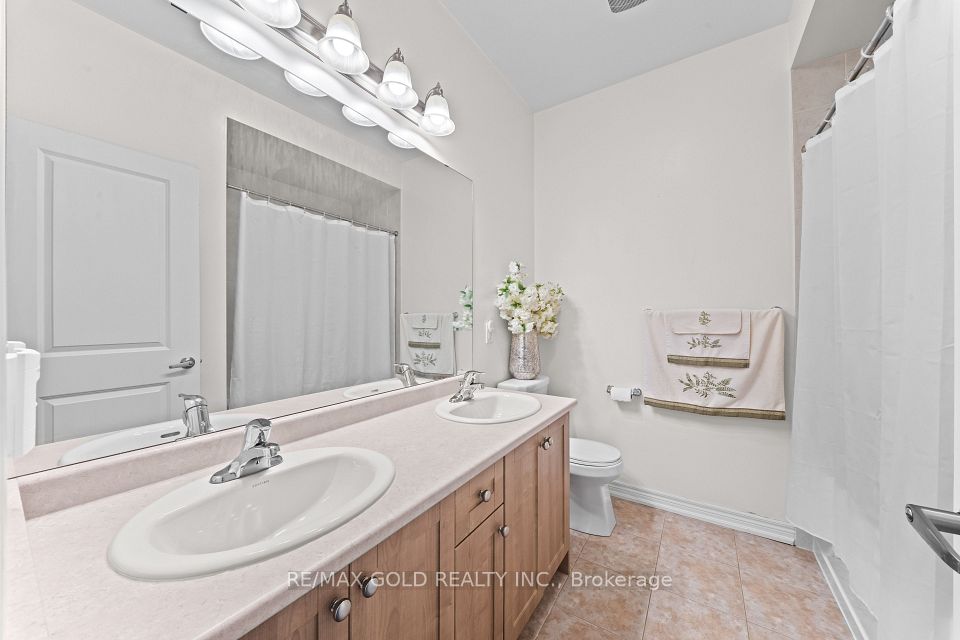 238 Mactier Drive, Vaughan, ON L4H 4L7 14