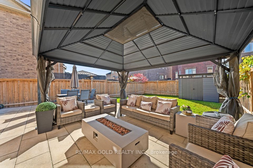 238 Mactier Drive, Vaughan, ON L4H 4L7 19