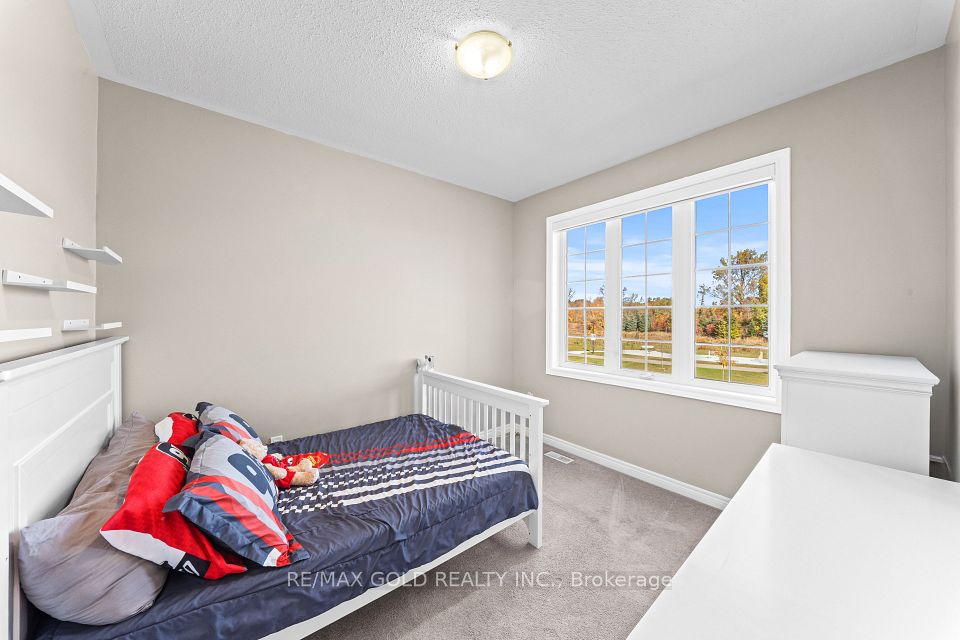 238 Mactier Drive, Vaughan, ON L4H 4L7 13