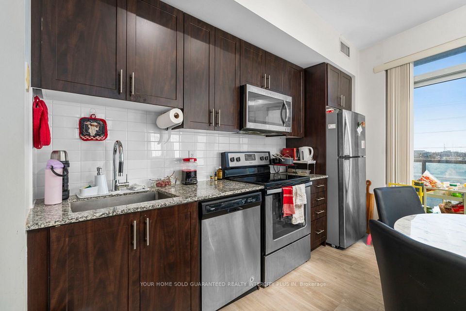 3700 Highway 7 Highway 405, Vaughan, ON L4L 0G8 11