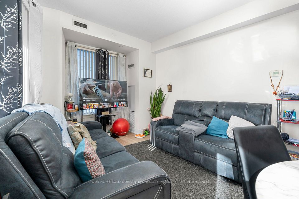 3700 Highway 7 Highway 405, Vaughan, ON L4L 0G8 8