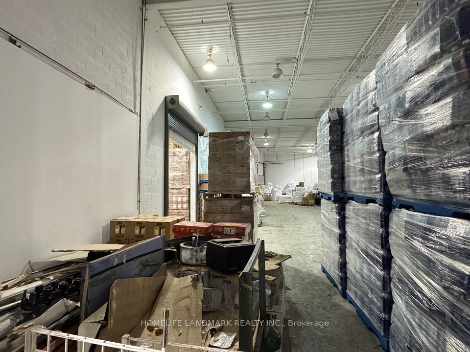 180 Jardin Drive 3, Vaughan, ON L4K 1X8 6