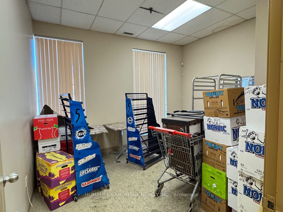 180 Jardin Drive 3, Vaughan, ON L4K 1X8 9