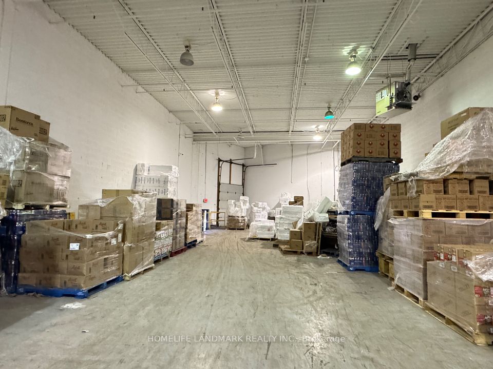 180 Jardin Drive 3, Vaughan, ON L4K 1X8 4