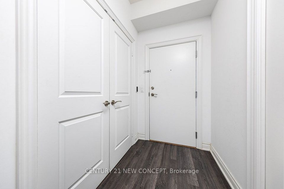 33 Clegg Road 311, Markham, ON L6G 0B2 12
