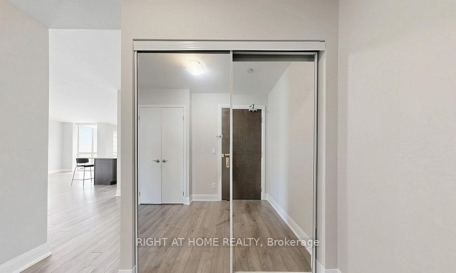 2900 Highway 7 Road 2602, Vaughan, ON L4K 1W2 24