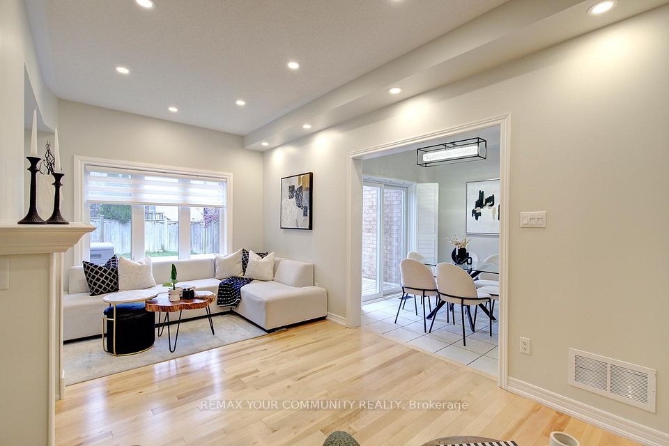 186 Lauderdale Drive, Vaughan, ON L6A 0S4 7