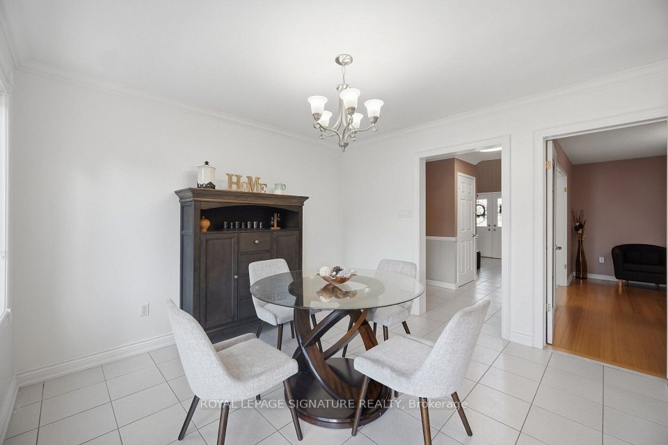 85 Fifefield Drive, Vaughan, ON L6A 1J2 12