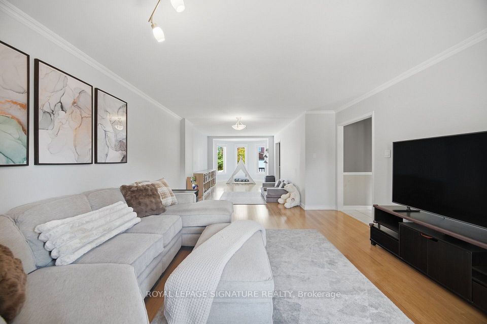 85 Fifefield Drive, Vaughan, ON L6A 1J2 15