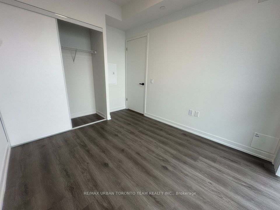 225 Commerce St Street 4511, Vaughan, ON L4K 0P9 7