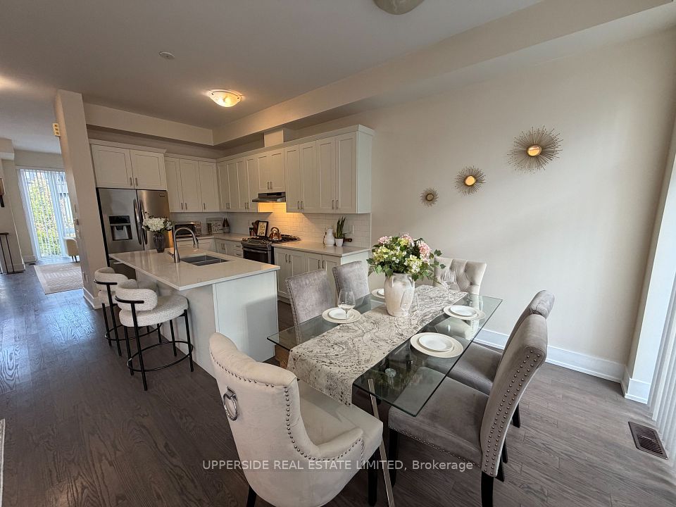 8 Sable Road, Vaughan, ON L4J 0K1 6