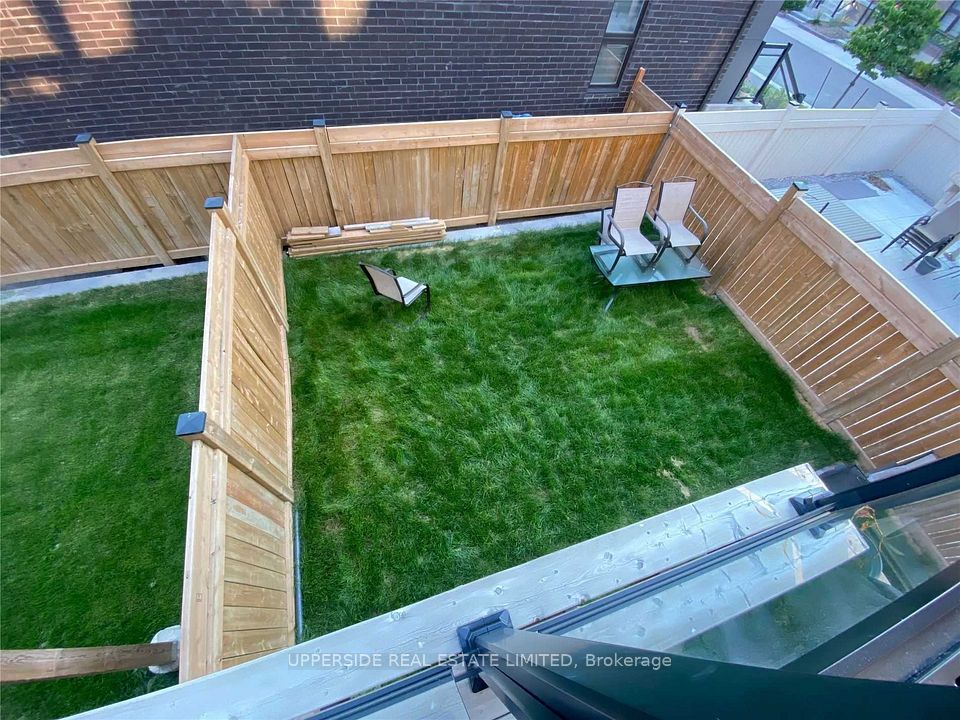 8 Sable Road, Vaughan, ON L4J 0K1 25