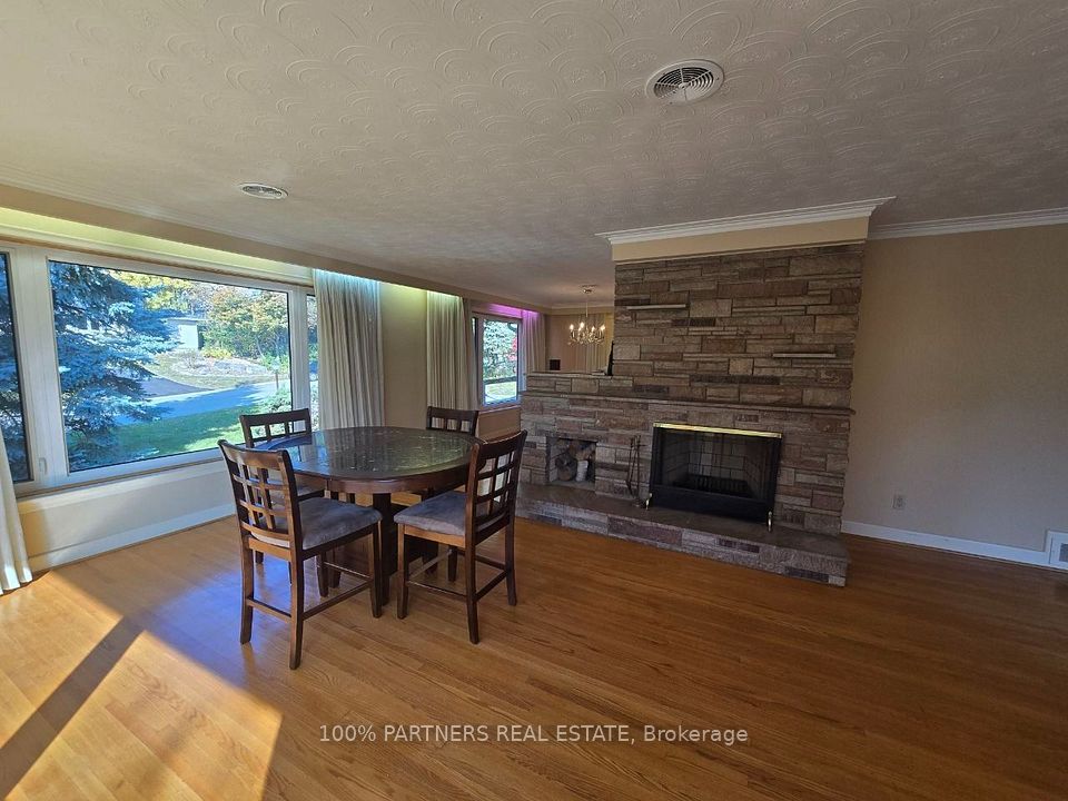 77 Riverside Boulevard Main, Vaughan, ON L4J 1J1 5