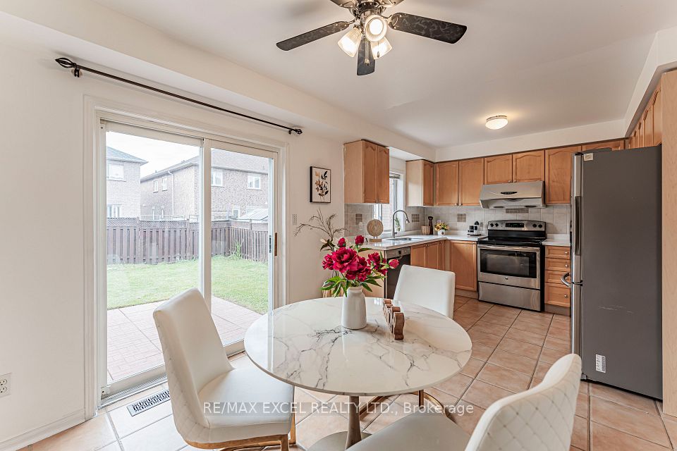 50 Casabel Drive, Vaughan, ON L6A 3L7 24