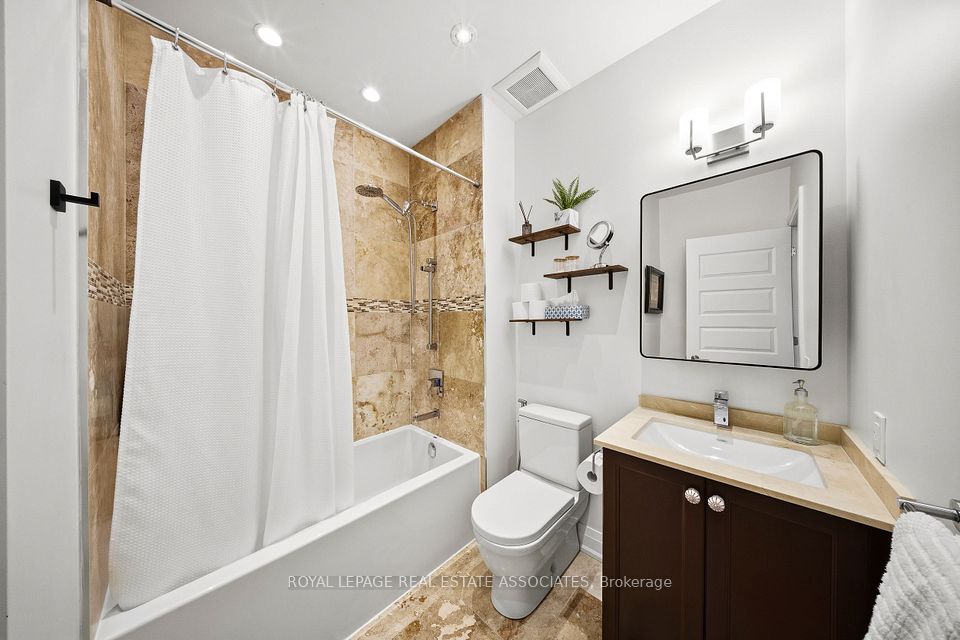 8171 Kipling Avenue 8, Vaughan, ON L4L 0G4 22
