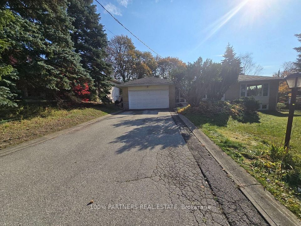 Detached at 77 Riverside Boulevard Lower, Vaughan, ON L4J 1J1