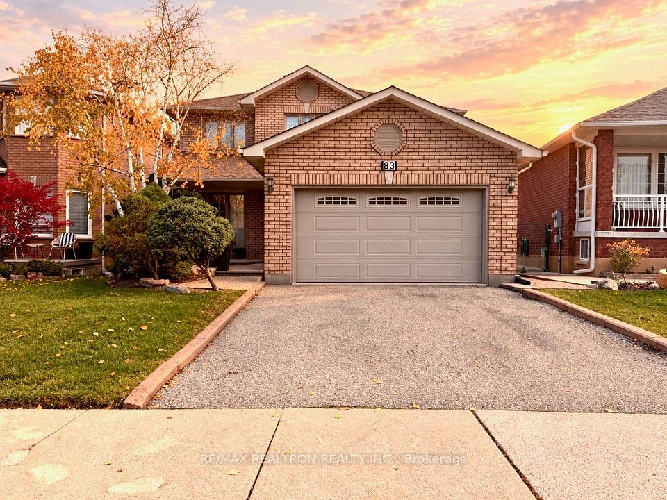 Detached at 83 Lanterna Crescent, Vaughan, ON L4H 1B9