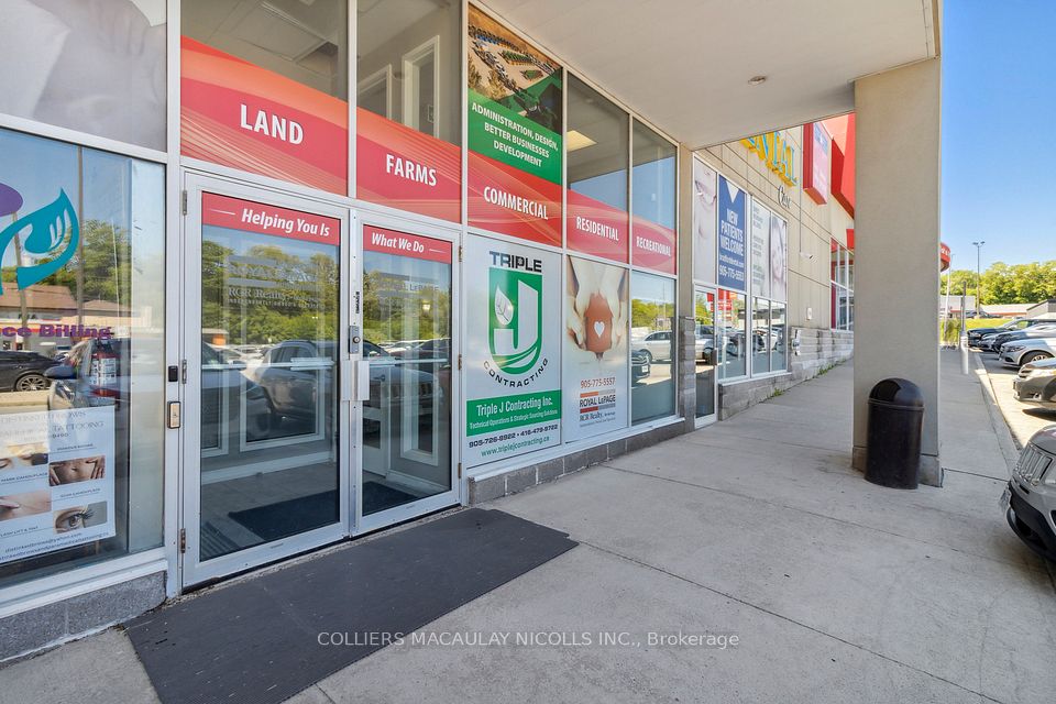 140 Holland Street 3, Bradford West Gwillimbury, ON L3Z 1R7