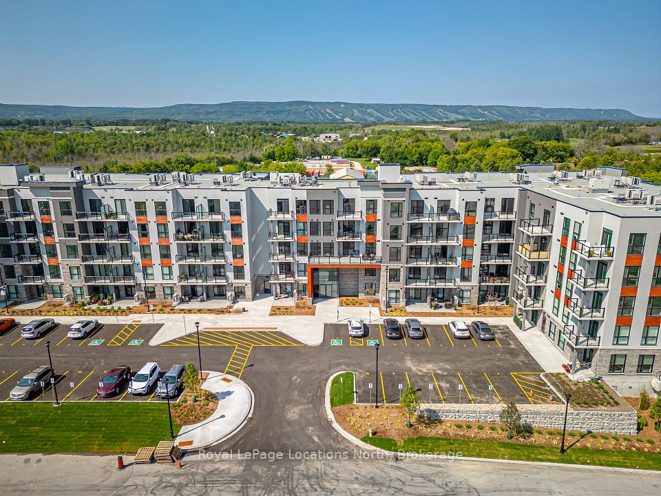 4 Kimberly Lane 422, Collingwood, ON L9Y 5B4 at 4 Kimberly Lane 422, Collingwood, ON L9Y 5B4, Collingwood, ON, L9Y 5B4