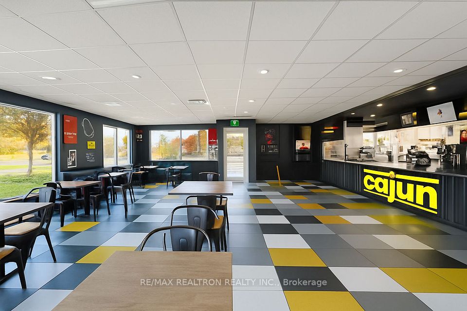 327 Atherley Road, Orillia, ON L3V 1N8