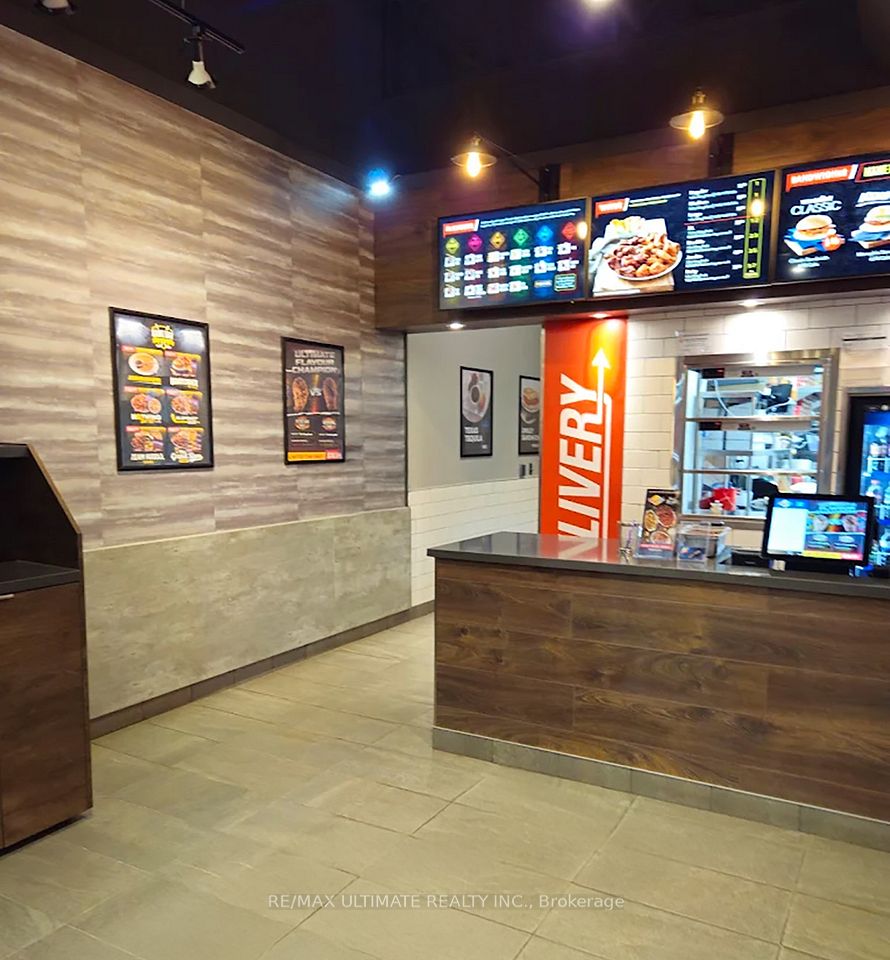 279 Yonge Street, Barrie, ON L4N 7T9