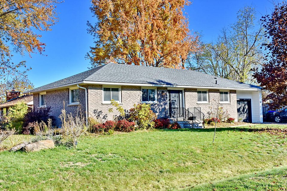 5 BROCK Crescent, Collingwood, ON L9Y 4A4 at 5 BROCK Crescent, Collingwood, ON L9Y 4A4, Collingwood, ON, L9Y 4A4