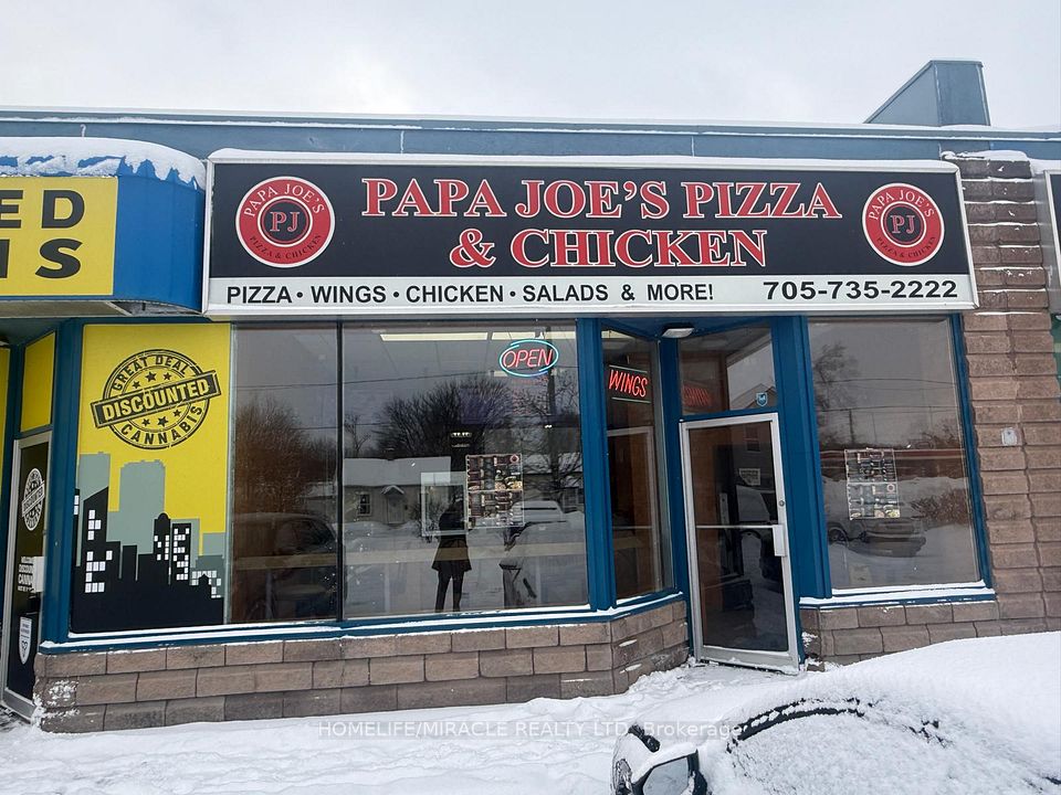 7 Anne Street S 8, Barrie, ON L4N 2C4