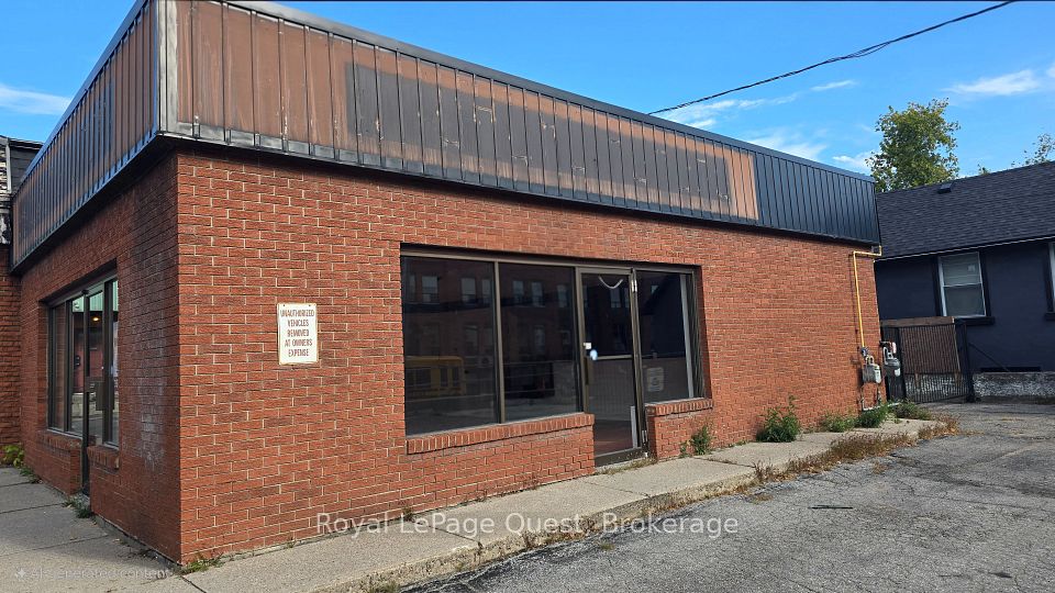 7 Colborne Street E, Orillia, ON L3V 1T4