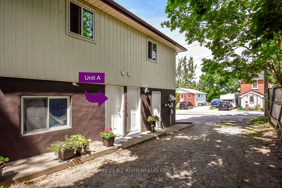 19 South Street, Orillia, ON L3V 3T1