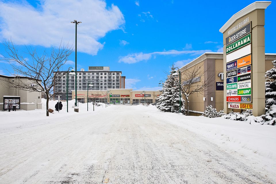 642 Yonge Street, Barrie, ON L4N 4E6