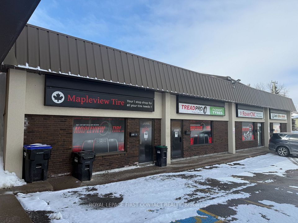 36 Ellen Street 3, Barrie, ON L4N 3A3