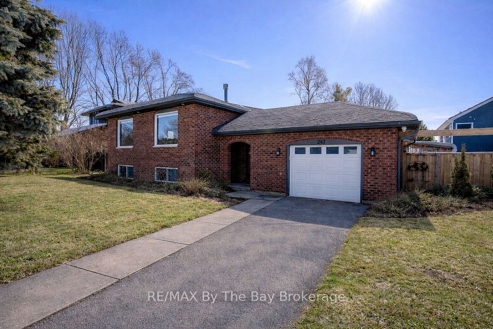 247 SIMCOE Street, Clearview, ON L0M 1S0 at 247 SIMCOE Street, Clearview, ON L0M 1S0, Clearview, ON, L0M 1S0