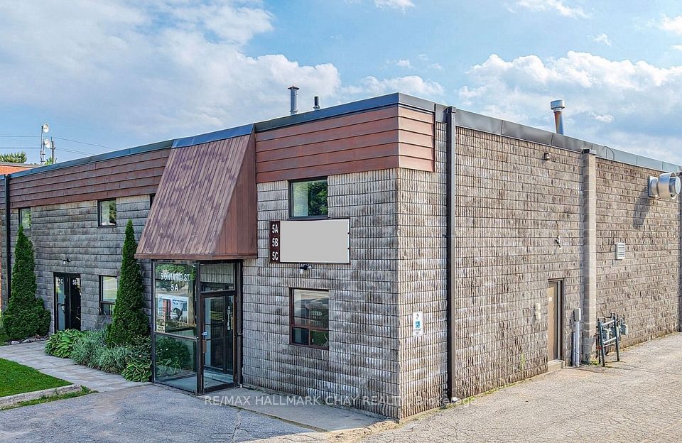 5 Ontario Street C, Orillia, ON L3V 0T7