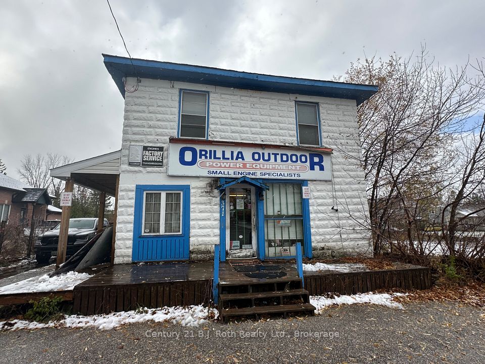 371 West Street N, Orillia, ON L3V 5E5
